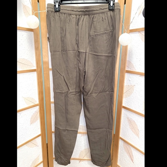 Women’s pants - Picture 2 of 2